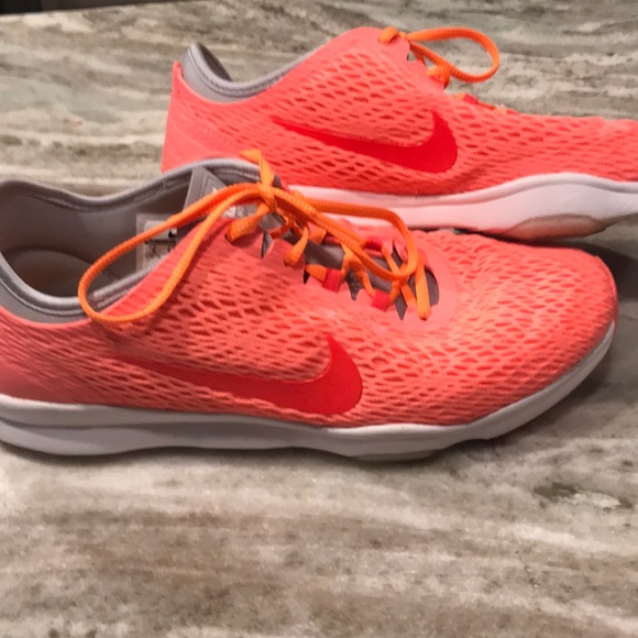 Nike Shoes - Women’s Nike